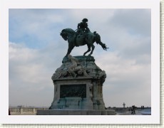 IMG_3044 * 2272 x 1704 * (680KB)